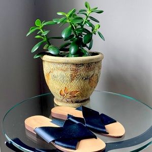 TOPSAIL Black Criscross Flat Sandles 2